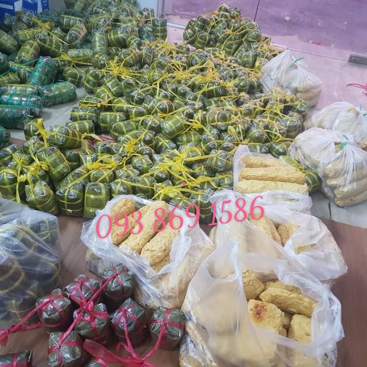 Chả (giò) lụa lá chuối, chả chiên,chả bò chà bông,khô gà lá chanh