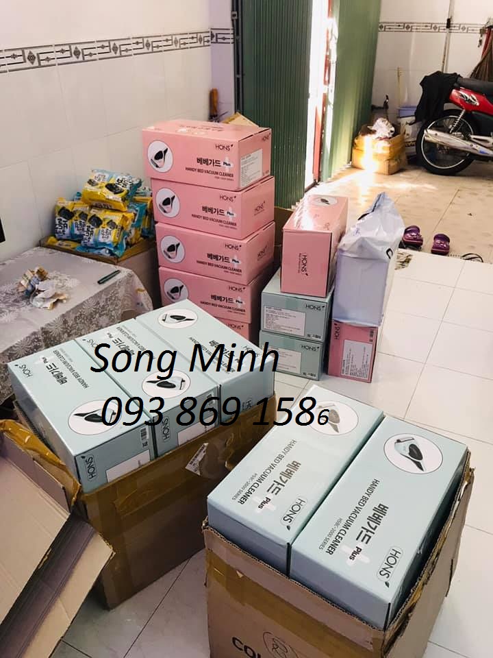 máy hút bụi cầm tay