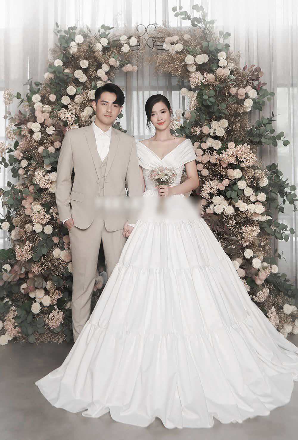 Váy Cưới Áo cưới thiết kế thời trang váy cưới Công Chuyển Bridal 
