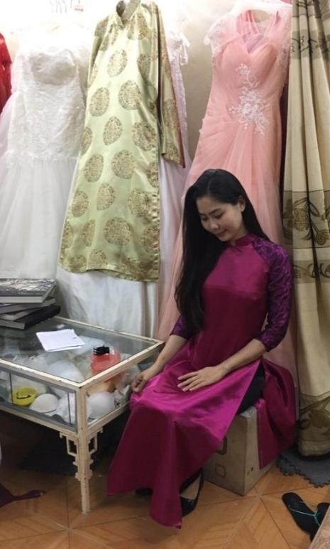 May Váy Cưới đẹp TPHCM  Công Chuyển Bridal 