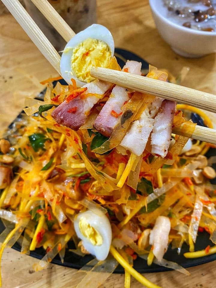 Kinh doanh đồ ăn vặt vỉa hè nên bán gì để mang đến lợi nhuận cao?