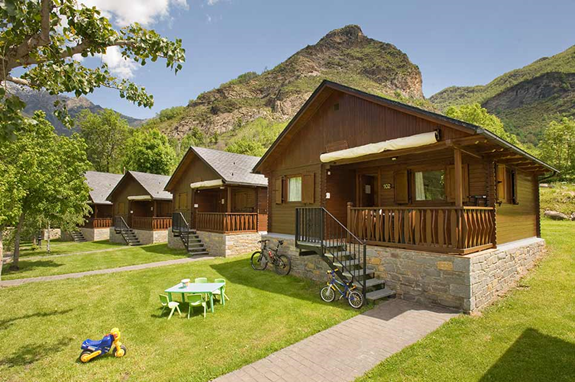 Nhà Vườn Biệt Thự, Nhà Sân Đất Vườn Đức Trọng View Hoa hậu mua bán nhanh bất động sản nghỉ dưỡng liền kề Đà Lạt bảo hành 10 năm